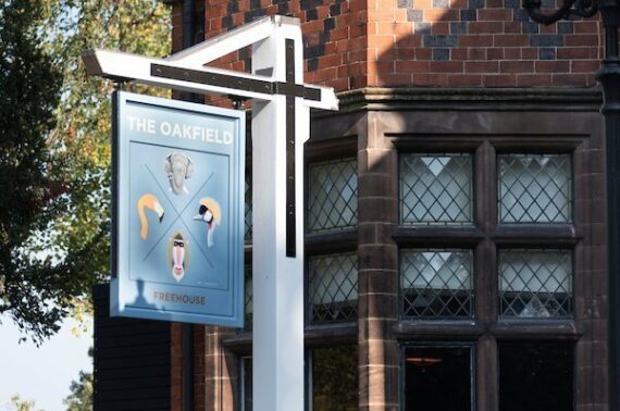 Pub sign showing TheOakfield